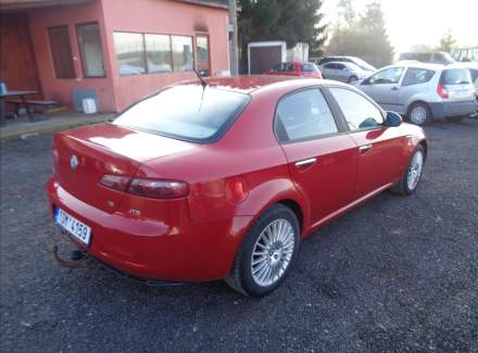 Alfa Romeo - 159