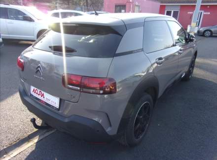 Citroën - C4