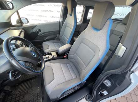 BMW - i3