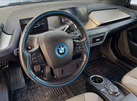 BMW - i3