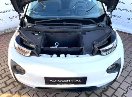 BMW - i3