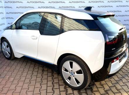 BMW - i3