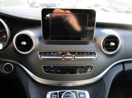 Mercedes-Benz - V-class