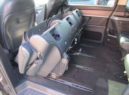 Mercedes-Benz - V-class