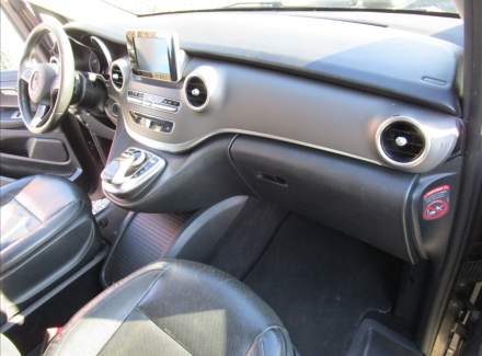 Mercedes-Benz - V-class