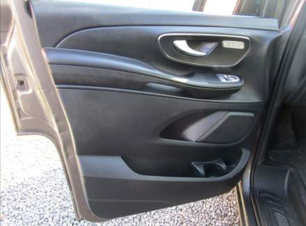 Mercedes-Benz - V-class