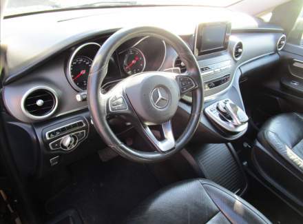 Mercedes-Benz - V-class