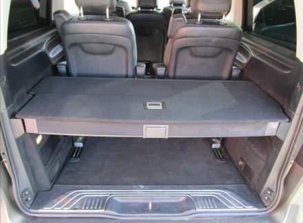 Mercedes-Benz - V-class