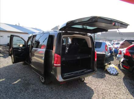 Mercedes-Benz - V-class