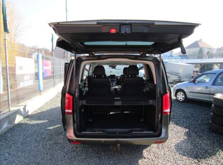 Mercedes-Benz - V-class