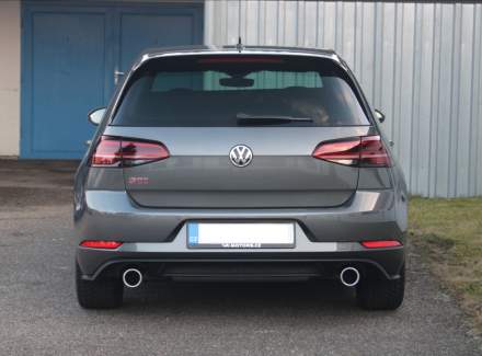 Volkswagen - Golf