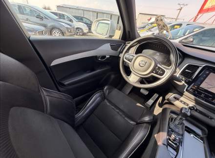 Volvo - XC90