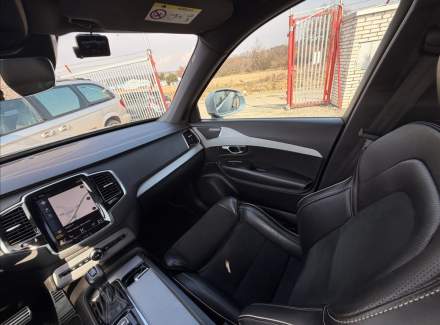 Volvo - XC90