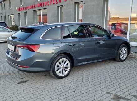 Škoda - Octavia