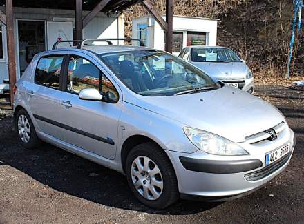Peugeot - 307