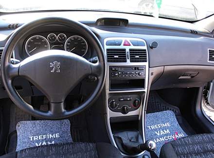 Peugeot - 307