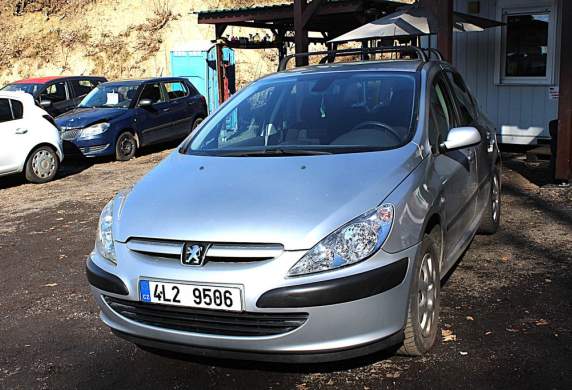 Peugeot - 307
