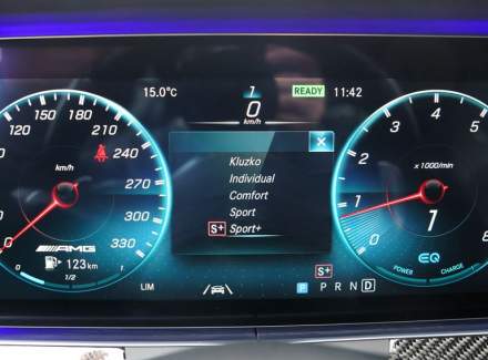 Mercedes-Benz - AMG GT