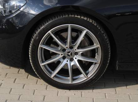 Mercedes-Benz - E-class