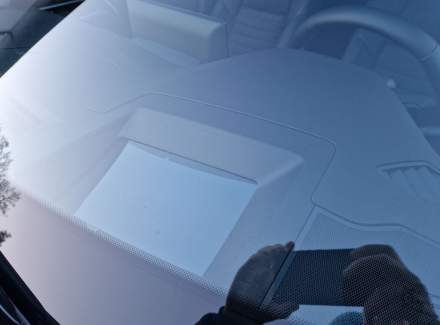 Mitsubishi - Outlander