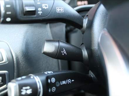 Mercedes-Benz - C-class