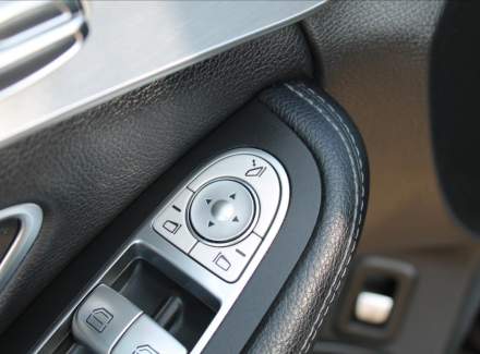 Mercedes-Benz - C-class