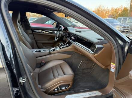 Porsche - Panamera