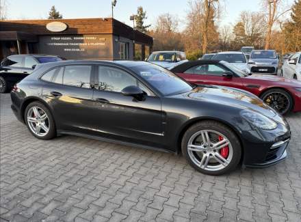 Porsche - Panamera