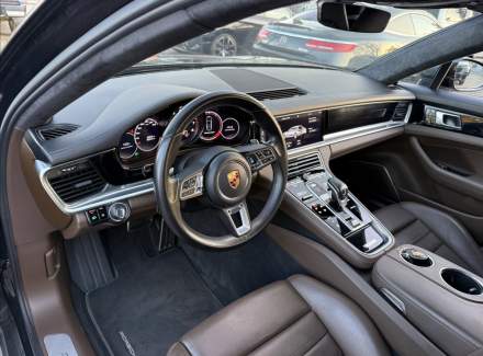 Porsche - Panamera