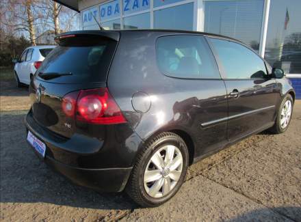 Volkswagen - Golf