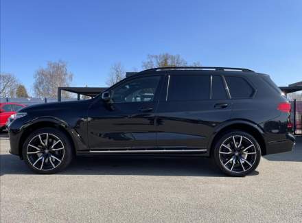 BMW - X7