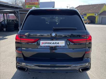 BMW - X7
