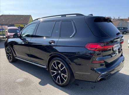 BMW - X7