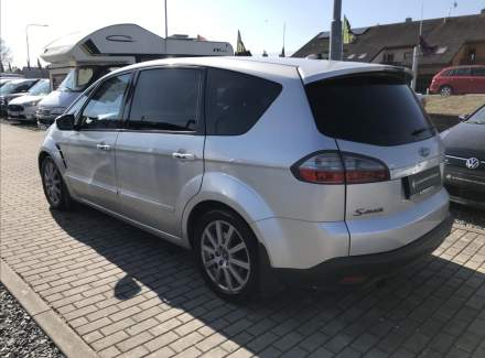 Ford - S-MAX