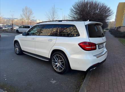 Mercedes-Benz - GLS