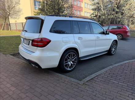 Mercedes-Benz - GLS