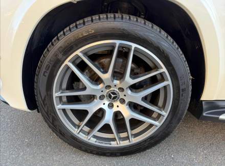 Mercedes-Benz - GLS