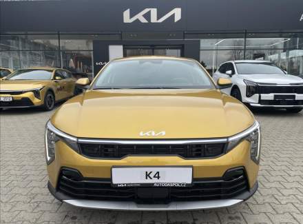 Kia - K4