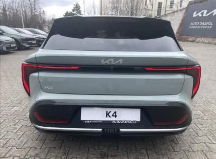 Kia - K4