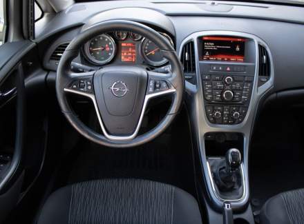 Opel - Astra