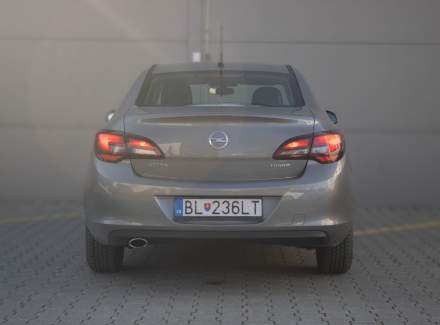 Opel - Astra