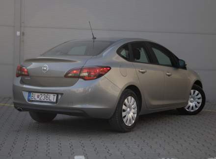 Opel - Astra