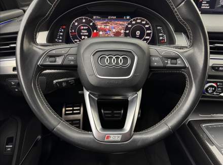 Audi - SQ7