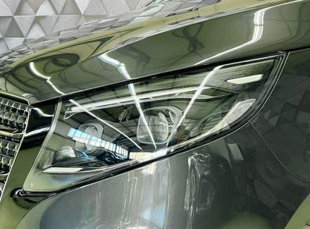 Mercedes-Benz - V-class