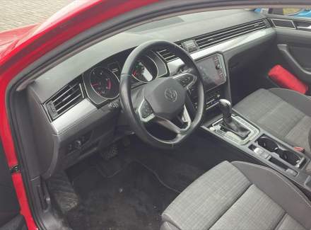 Volkswagen - Passat