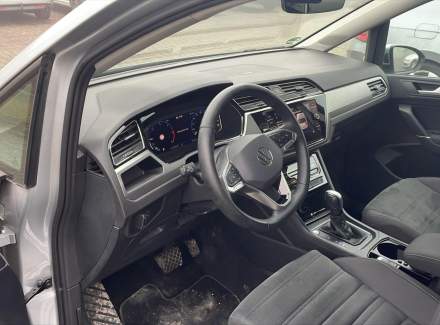 Volkswagen - Touran