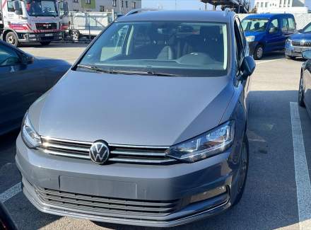 Volkswagen - Touran