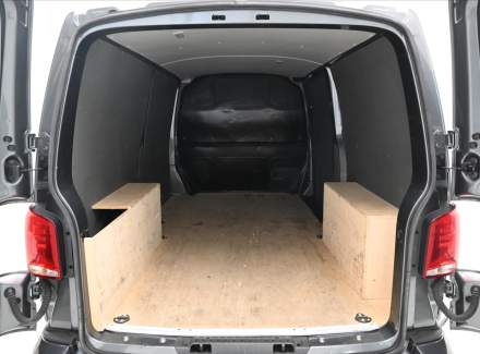 Volkswagen - Transporter