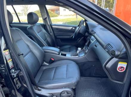 Mercedes-Benz - C-class