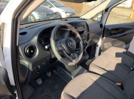 Mercedes-Benz - Vito